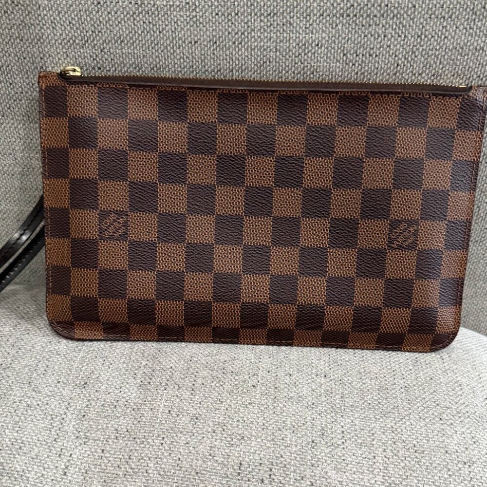 Louis Vuitton Neverfull Damier Ebene Pochette Wristlet Pouch Brown